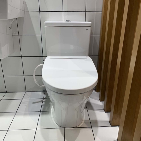 Bồn Cầu TOTO CS326DE2 2 Khối Nắp Cơ TCW07S