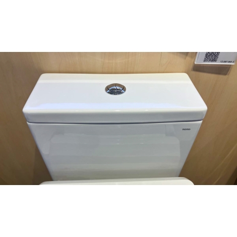 Bồn Cầu Điện Tử TOTO CS326DW18 Nắp Rửa Washlet TCF23710AAA C2 Simple