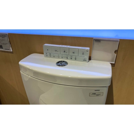 Bồn Cầu Điện Tử TOTO CS769CDRW23 Nắp Rửa Washlet TCF47360GAA S7 Giấu Dây