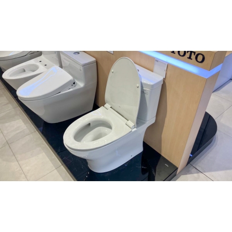 Bồn Cầu TOTO CS769DRT8 Hai Khối Nắp TC600VS