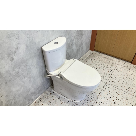 Bồn Cầu TOTO CS838DE2 Hai Khối Nắp Cơ