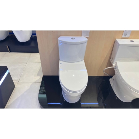 Bồn Cầu TOTO CS838DT10 Nắp Êm TC395VS 2 Khối