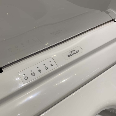 Bồn Cầu TOTO CW812REA/TCF24460AAA/WH172AT/TCA465/MB176G#WH Nắp Điện Tử Treo Tường