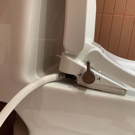 Bồn Cầu TOTO MS188VKE4 Một Khối Nắp Cơ TCW1211A