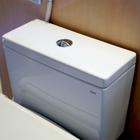 Bồn Cầu TOTO CS302DE4 2 Khối Nắp Cơ TCW1211A