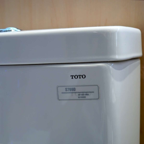 Bàn Cầu TOTO CS769DRE4 (CS769DE4) Hai Khối Nắp Cơ
